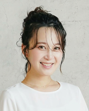 政岡まなみ